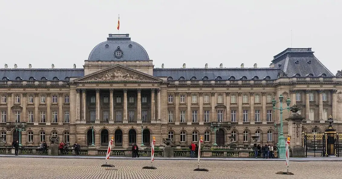 Legendy Pałacu Orli – burzliwa historia królewskiej rezydencji