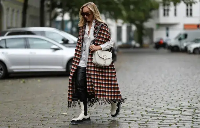 Białe Martensy: stylizacje na każdą porę roku i unikanie błędów