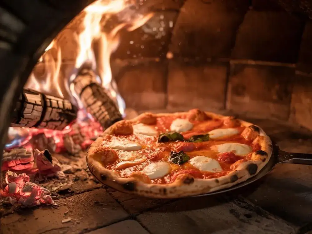 W jakiej temperaturze piec pizzę, aby uzyskać idealny smak?