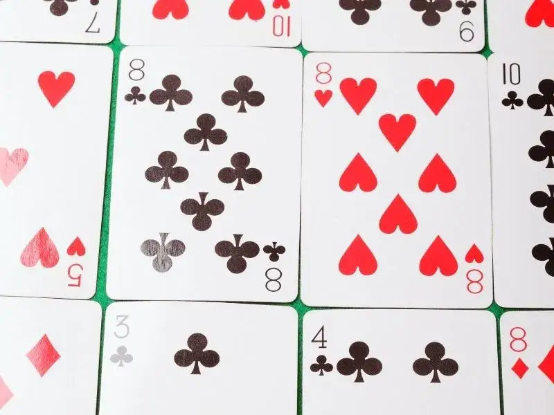 Jak grać w pasjansa klasycznego - proste zasady i skuteczne strategie