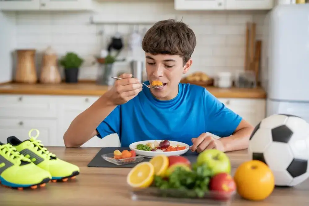 Ile kalorii powinien jeść 15-latek: kompletny poradnik dla rodziców i młodzieży