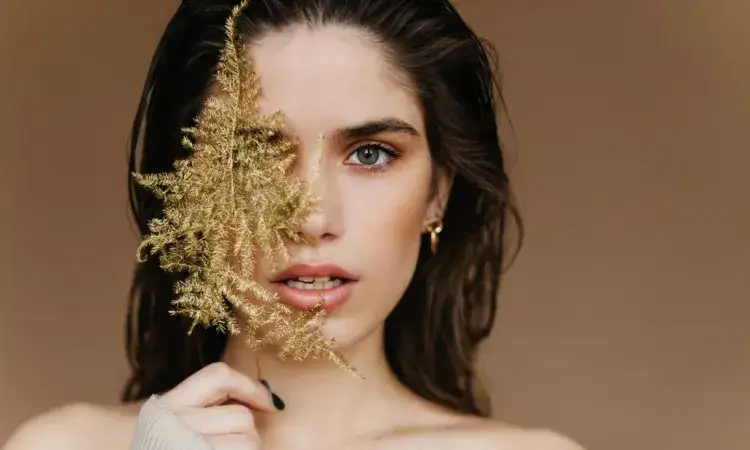 Jak skutecznie zmienić bladą cerę i odzyskać zdrowy blask skóry