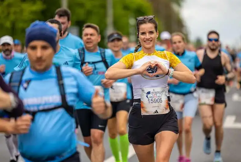 Bieganie i skakanie: Odkryj moc plyometrii dla biegaczy