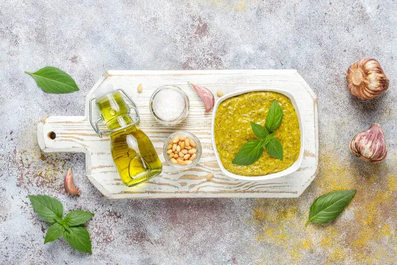 Jak przechowywać pesto z czosnku niedźwiedziego, aby uniknąć psucia się
