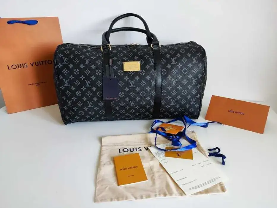 Ile kosztuje walizka Louis Vuitton? Ceny, modele i porady zakupowe