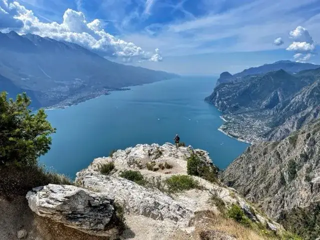 Jezioro Garda: Odkryj perły północy i słońce południa