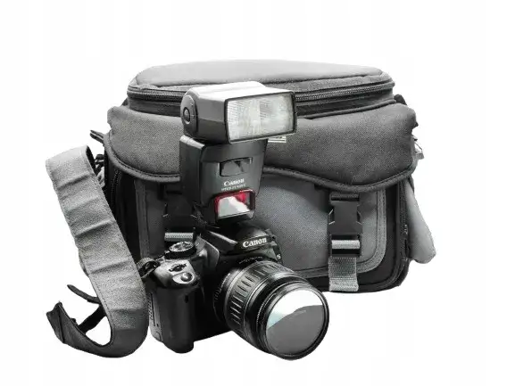 Lustrzanka Canon 400D - poznaj jej możliwości i opinie użytkowników