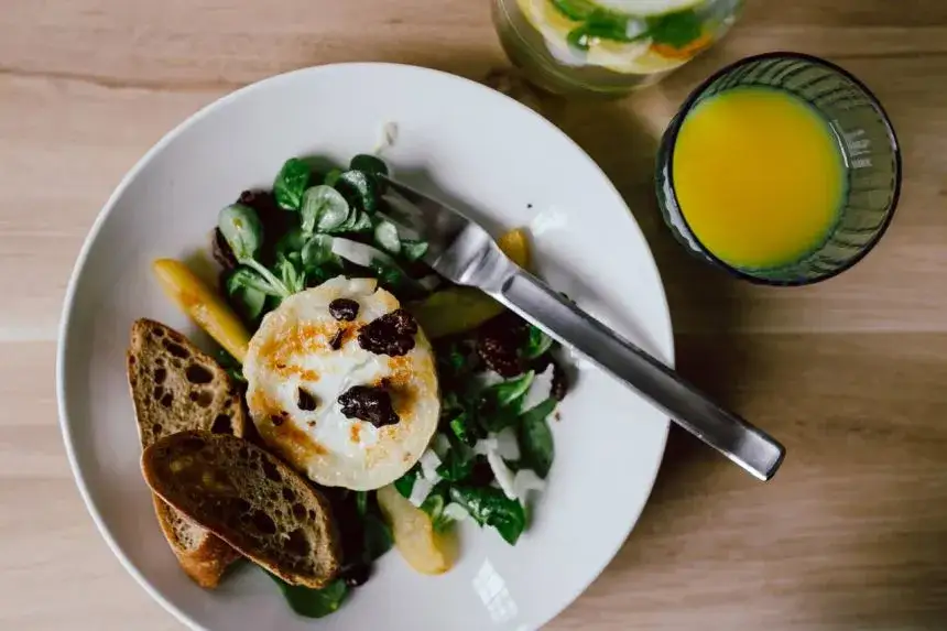 Co najlepiej zjeść przed treningiem, aby uniknąć dyskomfortu?