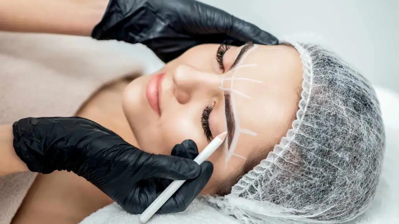 Henna pudrowa brwi co to – poznaj zalety i efekty zabiegu