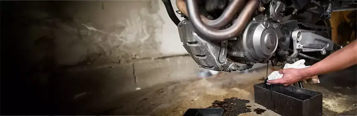 Co ile wymiana oleju w motocyklu? Kluczowe wskazówki dla właścicieli