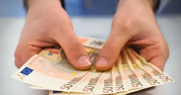 Jaka waluta obowiązuje w Czarnogórze? Wszystko o euro i płatnościach dla turystów