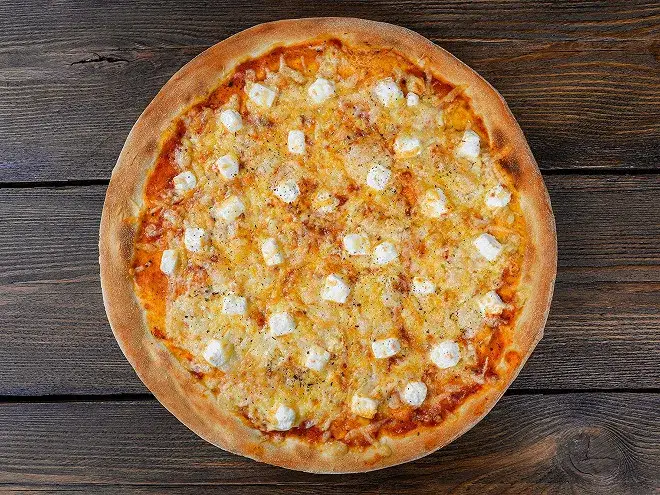 Pizza 3 fromages parfaite : le guide ultime pour un délice fondant