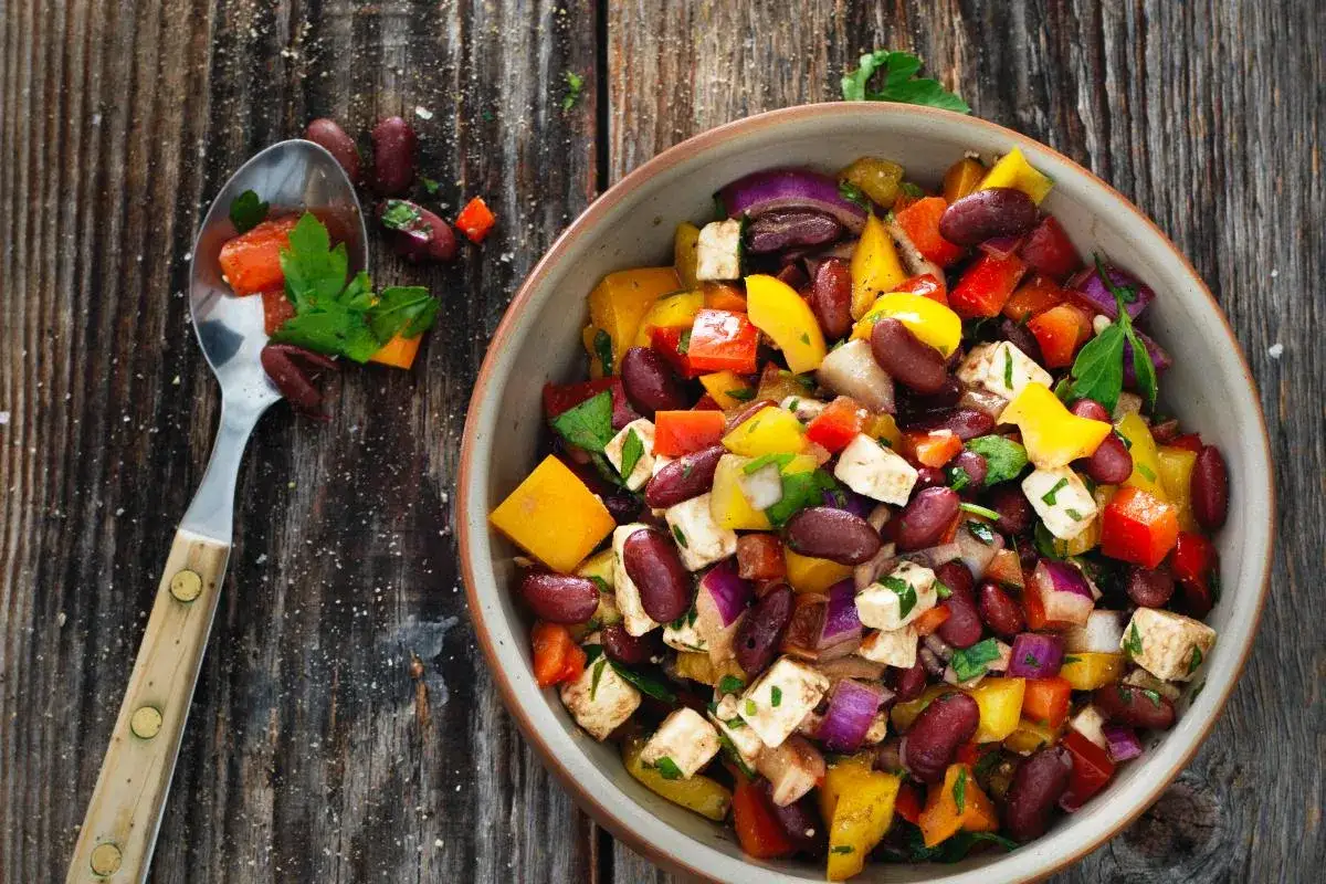 Savourez une salade de haricots rouges délicieuse et saine à préparer