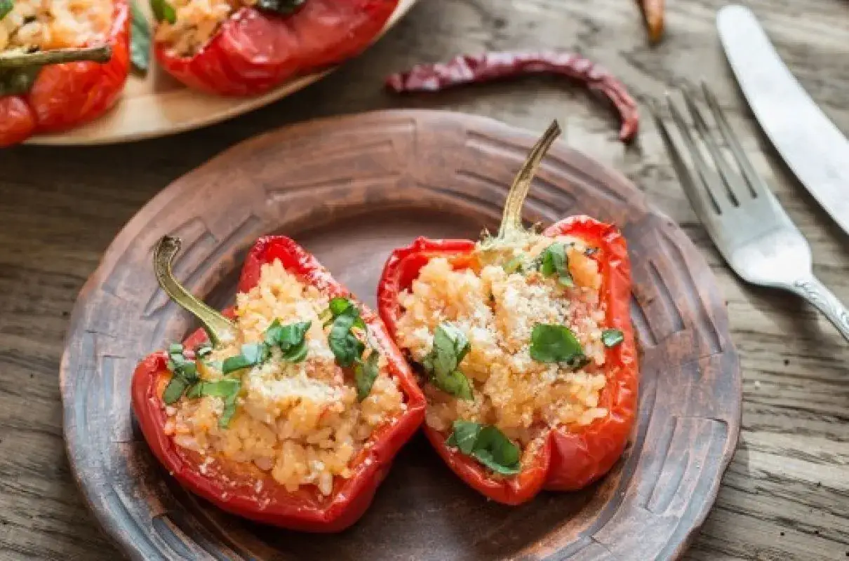 Pomysły na obiad: co zrobić z papryki, które zaskoczą smakiem