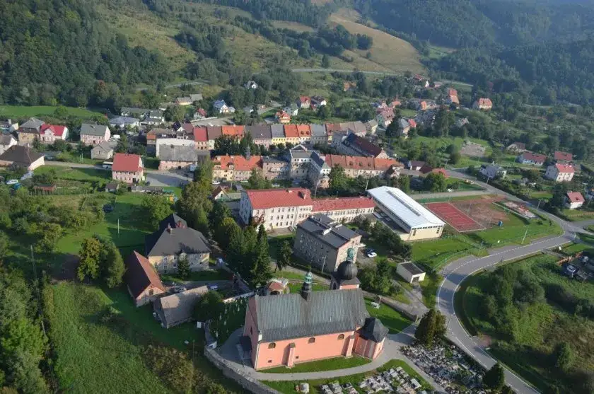 Najlepsze atrakcje w Lewinie Kłodzkim, które musisz zobaczyć