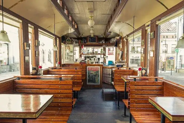 Tarnów gdzie zjeść: najlepsze miejsca na pyszne jedzenie i atmosferę