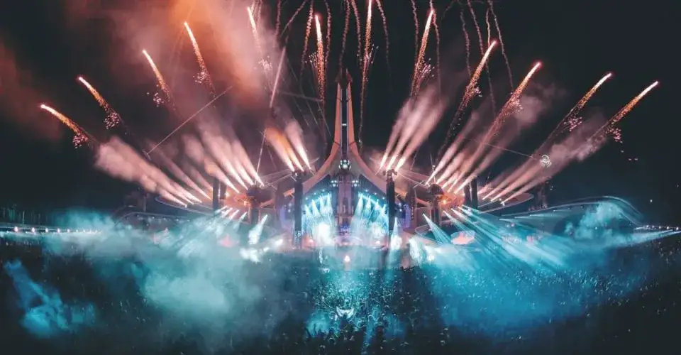 Ile zarabia DJ na Tomorrowland? Od 1000 do miliona euro!
