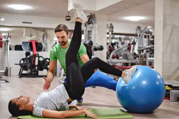 Praca Siłownia Warszawa: Zarobki, Wymagania i Kariera Fitness