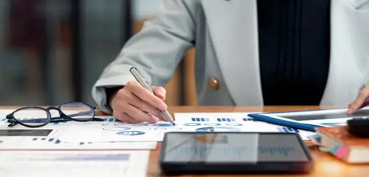 Co po studiach podyplomowych? Odkryj korzyści i możliwości kariery