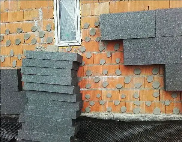 Czy zwykła pianka można kleić styropian? Sprawdź, dlaczego nie!