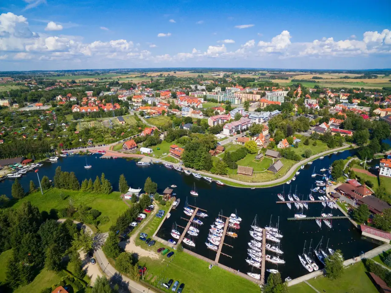 Węgorzewo gdzie zjeść – odkryj najlepsze miejsca na smaczną kolację