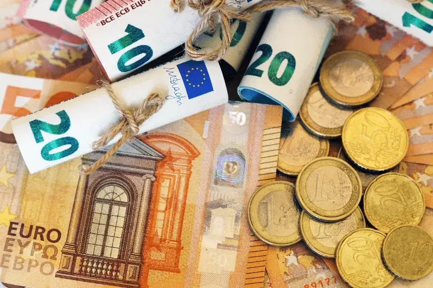 Hydraulik w Belgii: Ile naprawdę zarobisz? Stawki, koszty i porady.