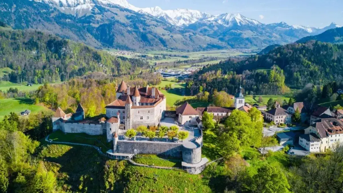 Gdzie rezerwować noclegi w Chorwacji, aby uniknąć wysokich kosztów?