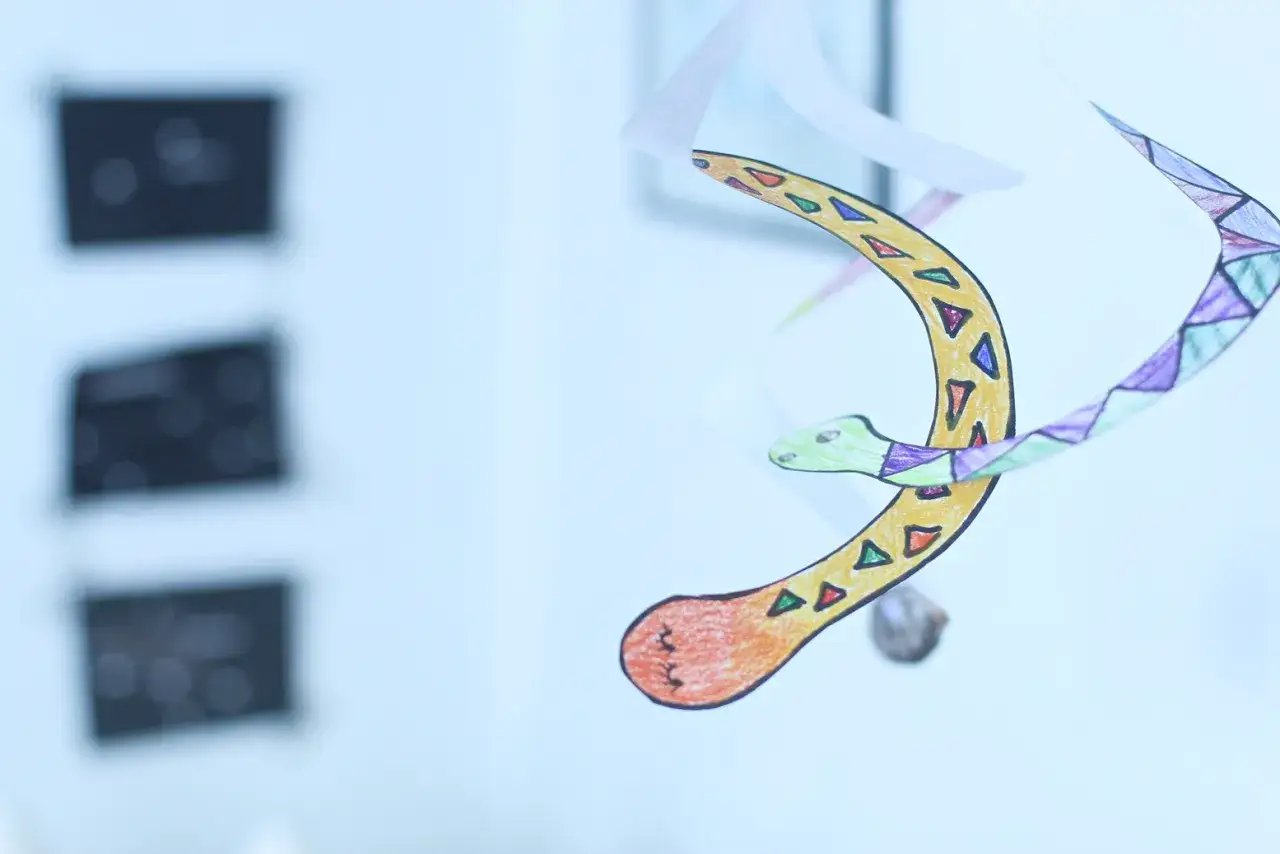 Jak zrobić węża edukacyjnego? Projekt od A do Z dla dzieci