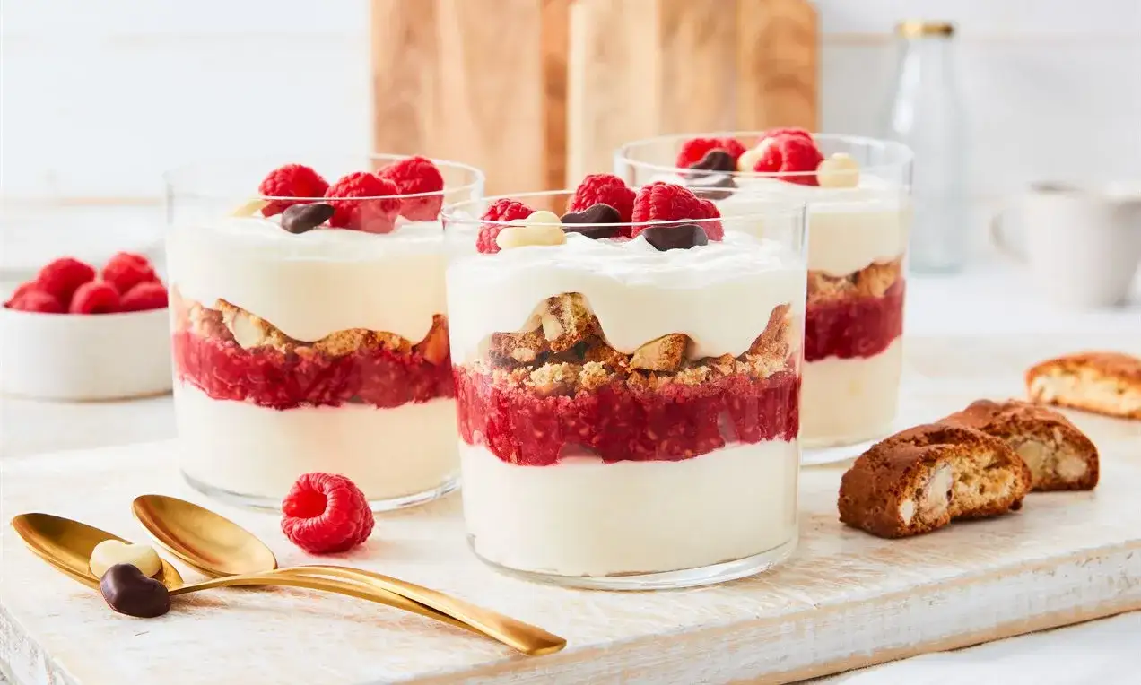 Desserts im Glas mit Mascarpone: Cremig, schnell & einfach