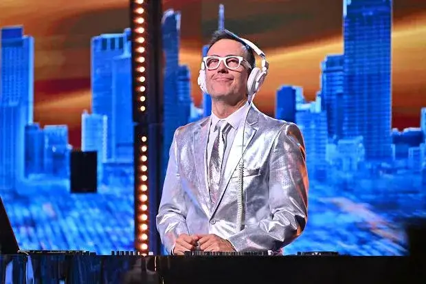 DJ z Jaka to melodia: odkryj ulubione utwory DJ Adamusa