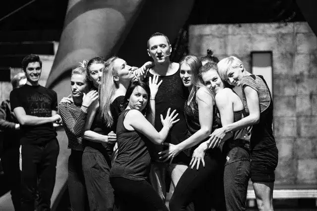 Cabaret w Teatrze Rozrywki: Niezapomniane przeżycia w Chorzowie