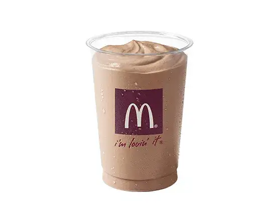 Ile kalorii ma shake czekoladowy z McDonald's? Zaskakujące wartości!