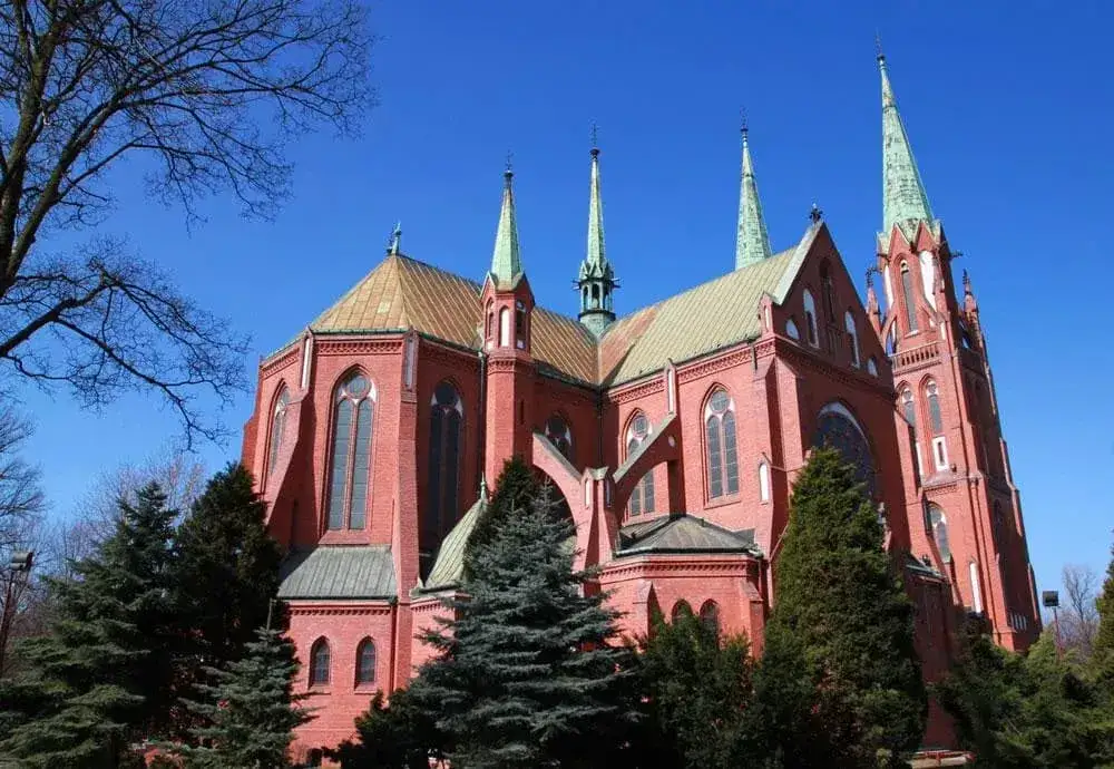 Ile kosztuje bus z Kołobrzegu do Dźwirzyna? Ceny, które Cię zaskoczą