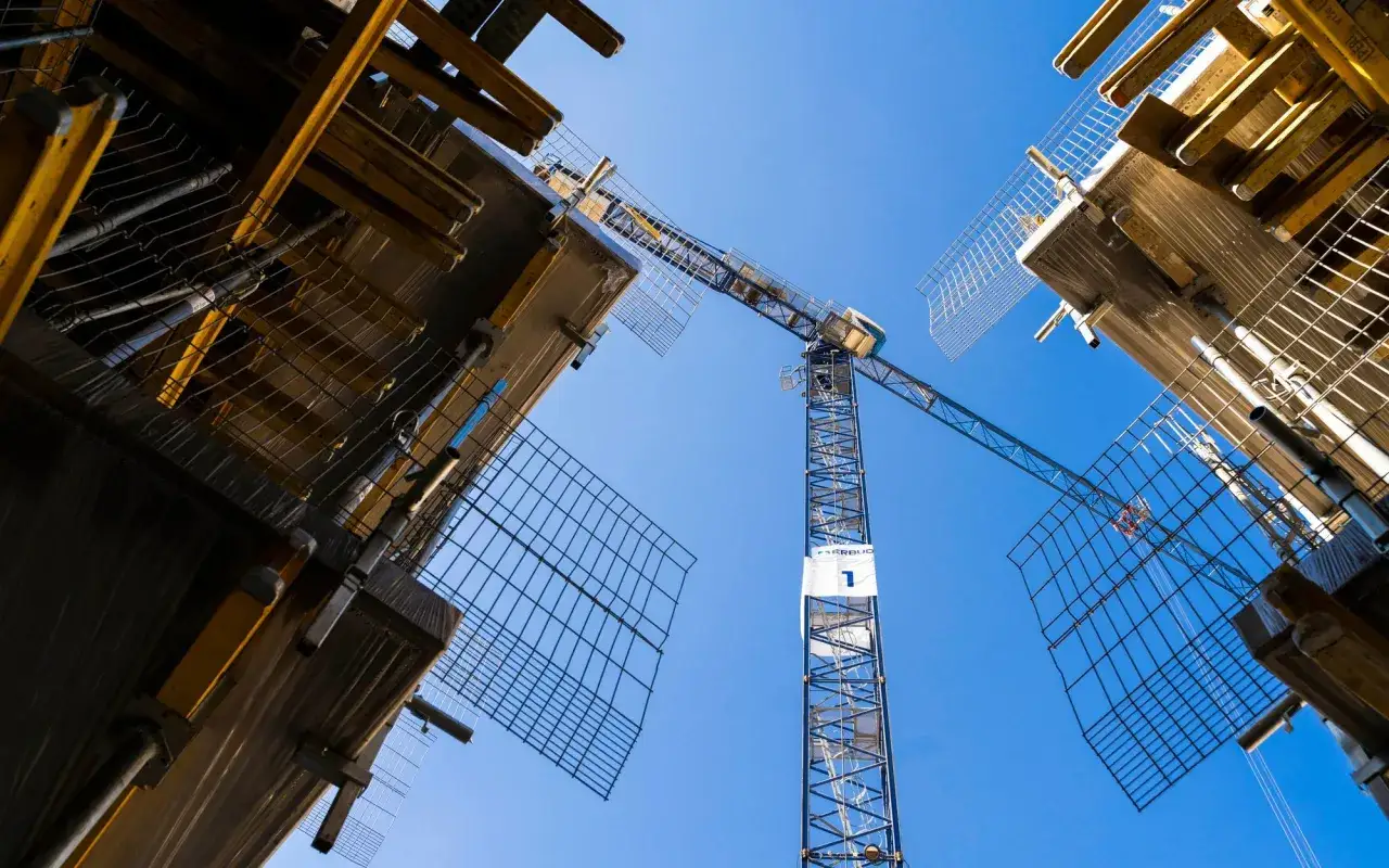 Dlaczego deweloperzy nie podają cen mieszkań? Odkryj ukryte powody