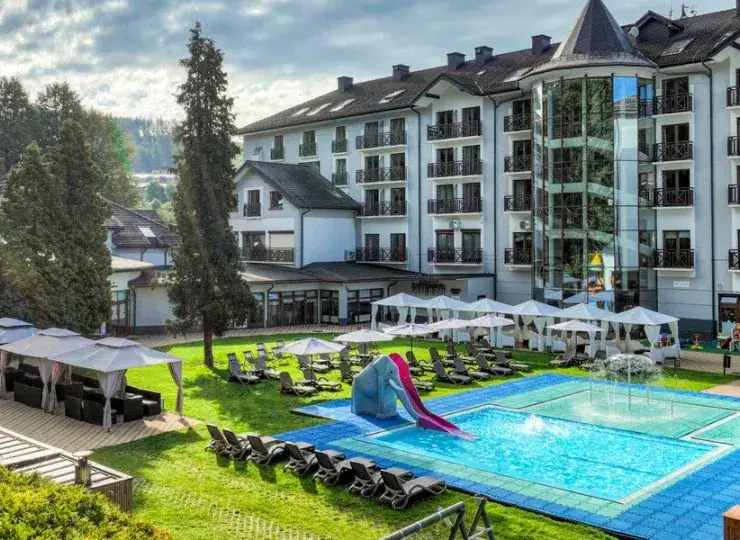 Kudowa Zdrój sanatorium z basenem – najlepsze miejsca na relaks i zdrowie