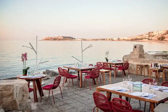 Gdzie zjeść w Chanii? Odkryj najlepsze lokale i smaki Krety