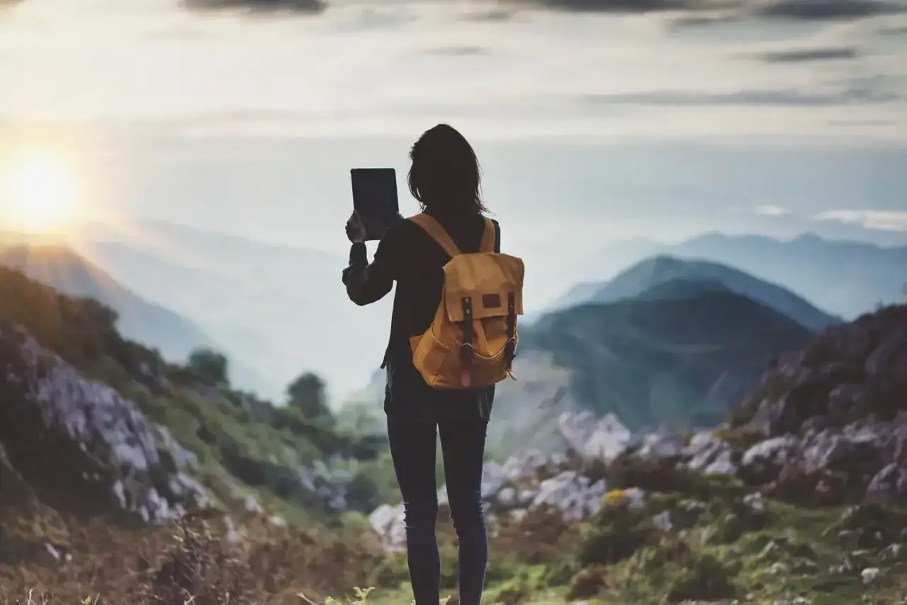 Wzór podania o urlop bezpłatny: Złóż poprawnie i poznaj skutki!