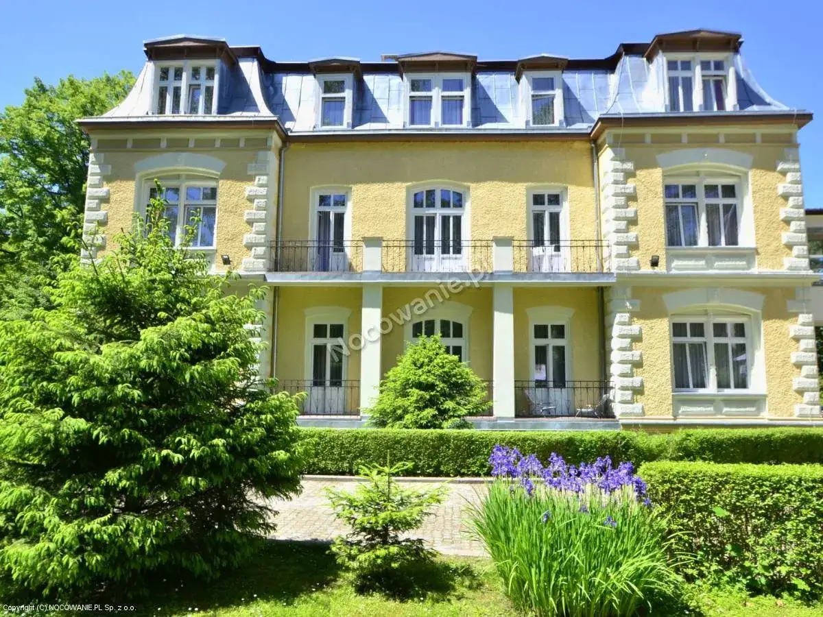 Rymanów-Zdrój NFZ: Sanatoria, opinie jak wybrać idealne?