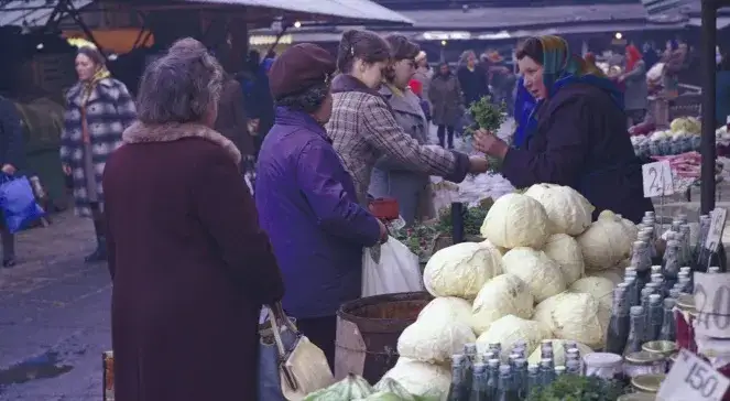 Kto to jest badylarz? Odkryj jego kontrowersyjne znaczenie w Polsce