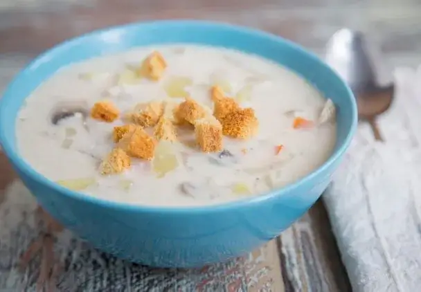 Grzybowa jak u babci? Sprawdź przepis i uniknij typowych błędów