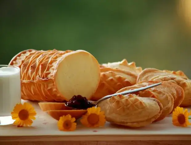 Jak zrobić oscypki na patelni – proste sposoby na idealne serki