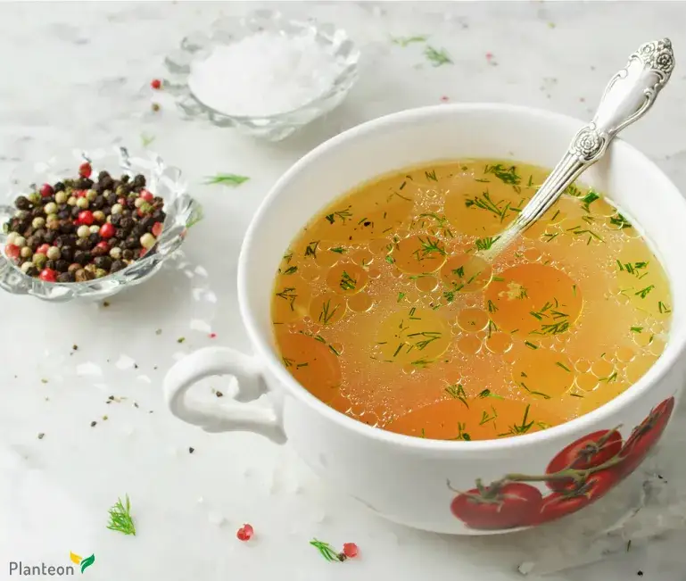 Jakie przyprawy do rosołu? Odkryj sekrety smaku tradycyjnej zupy