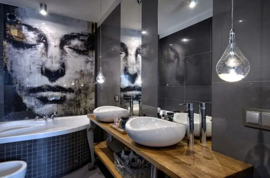 Alternatywy na ścianę do łazienki, które zastąpią płytki i zaoszczędzą czas