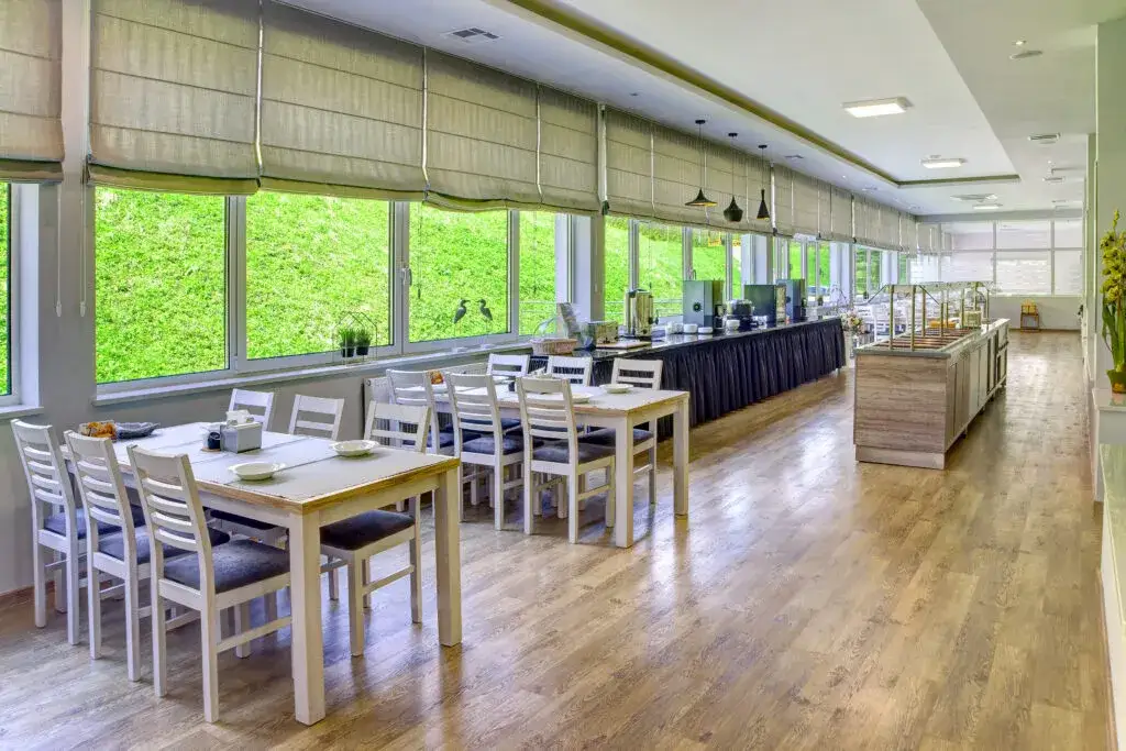 Sanatorium Górnik w Iwoniczu Zdroju - komfortowe leczenie i rehabilitacja