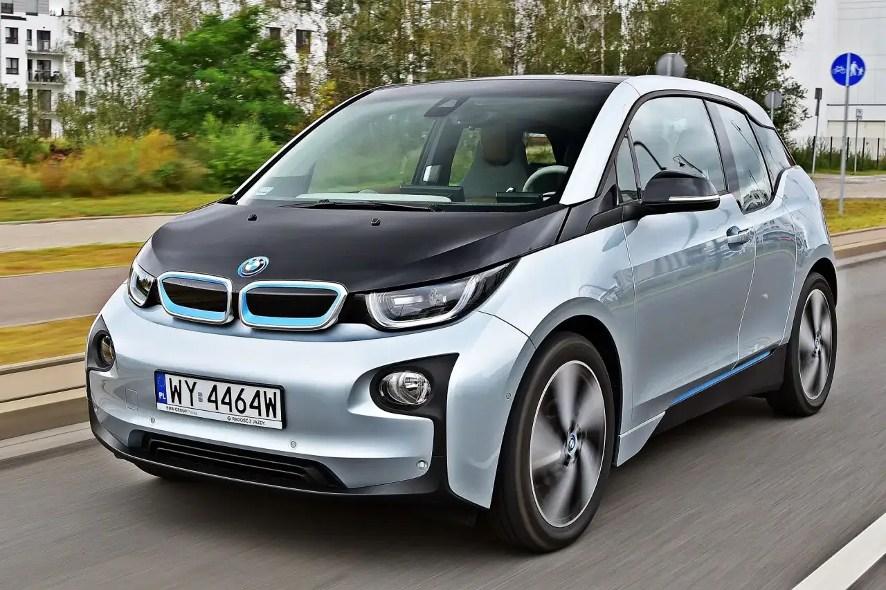 Bmw i3 cena - poznaj ceny nowych i używanych modeli oraz ich cechy