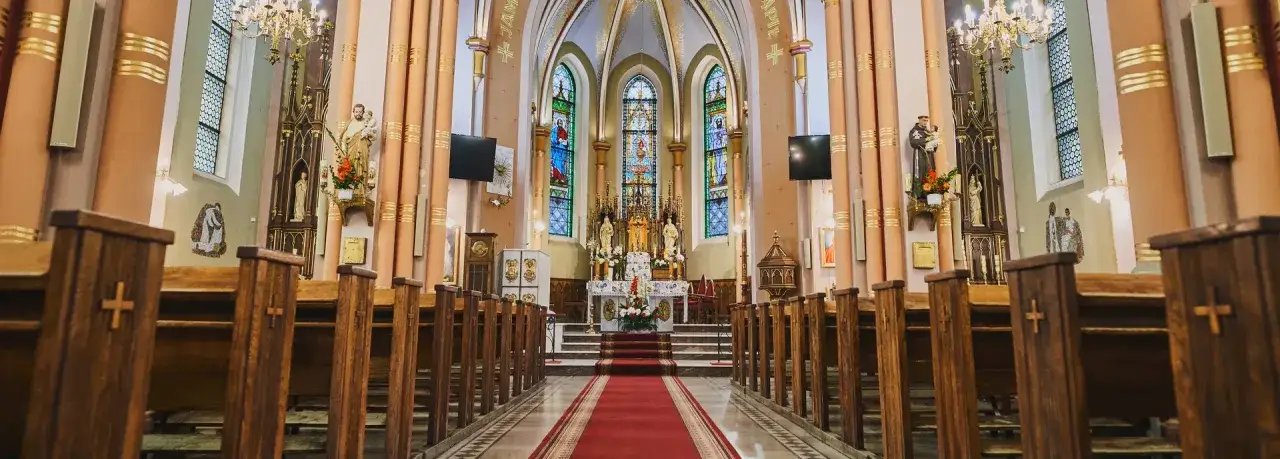 Mały katechizm jakie modlitwy – poznaj najważniejsze modlitwy katolickie