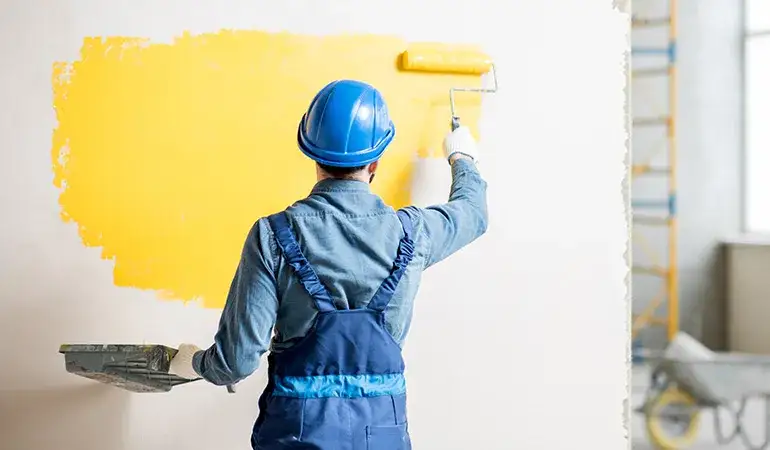 Ile za metr gładzi z malowaniem? Sprawdź, co wpływa na ceny