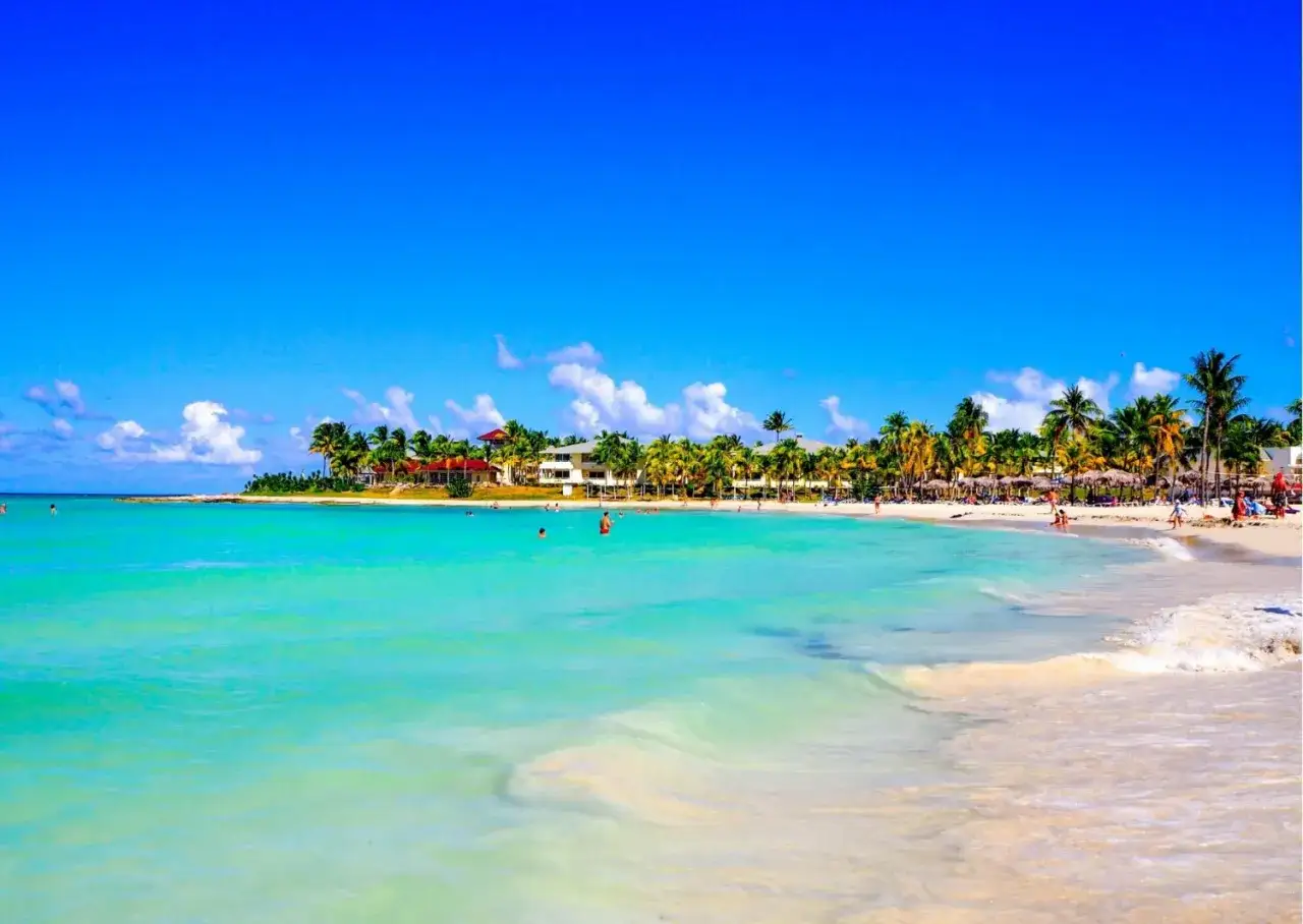 Kuba kiedy jechać: uniknij deszczu i ciesz się idealną pogodą