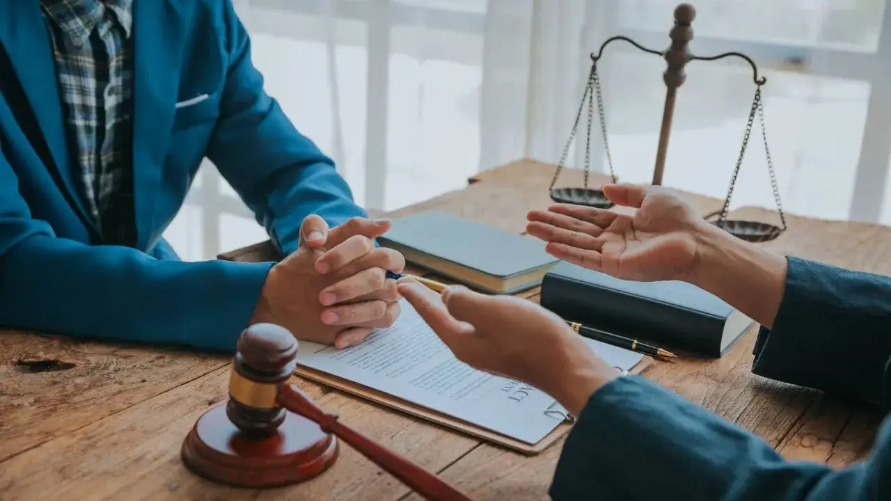 Ile kosztuje porada prawna w Płocku? Sprawdź ceny i usługi