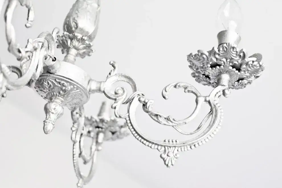 Jak przerobić stary żyrandol i nadać mu nowoczesny wygląd